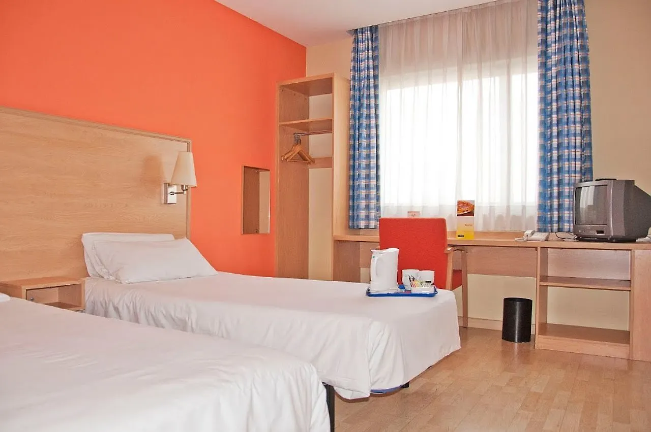Ξενοδοχείο Travelodge Barcelona Fira Οσπιταλέτ ντε Λιοβρεγάτ
